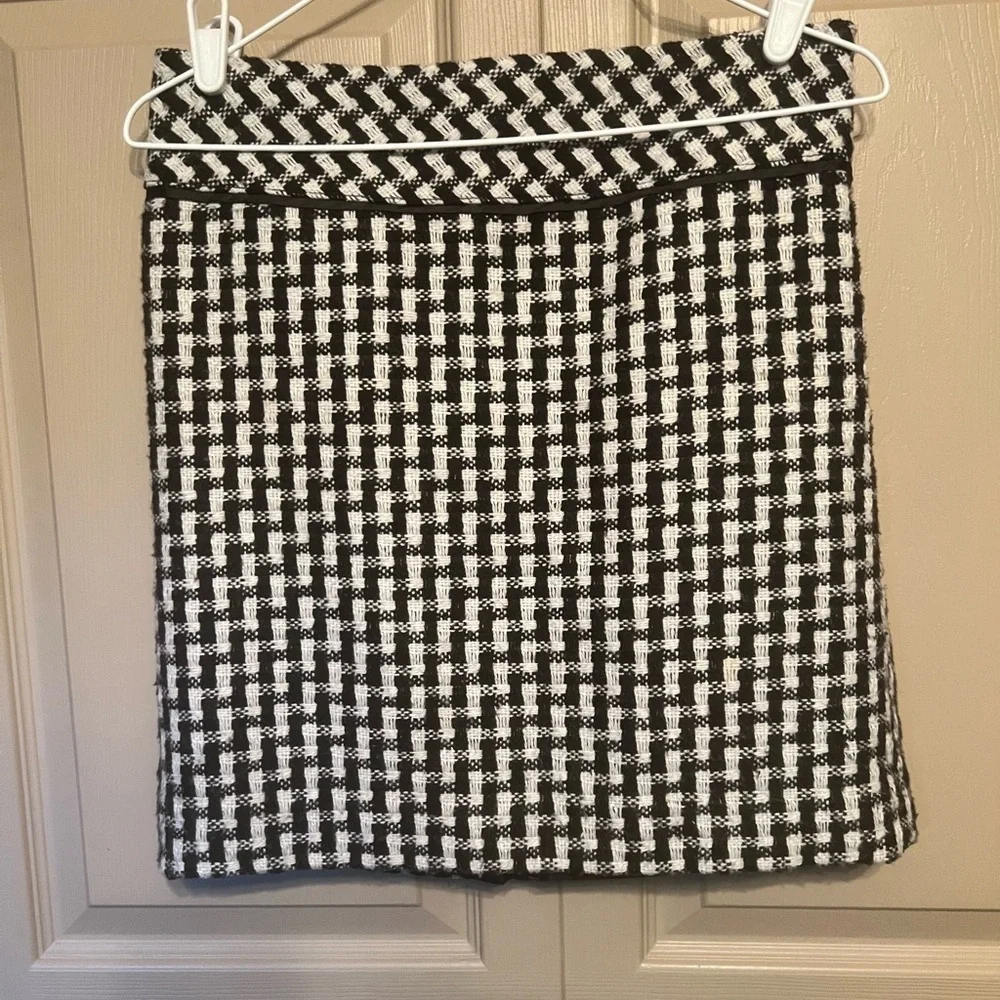 LOFT Black and White  Mini Skirt